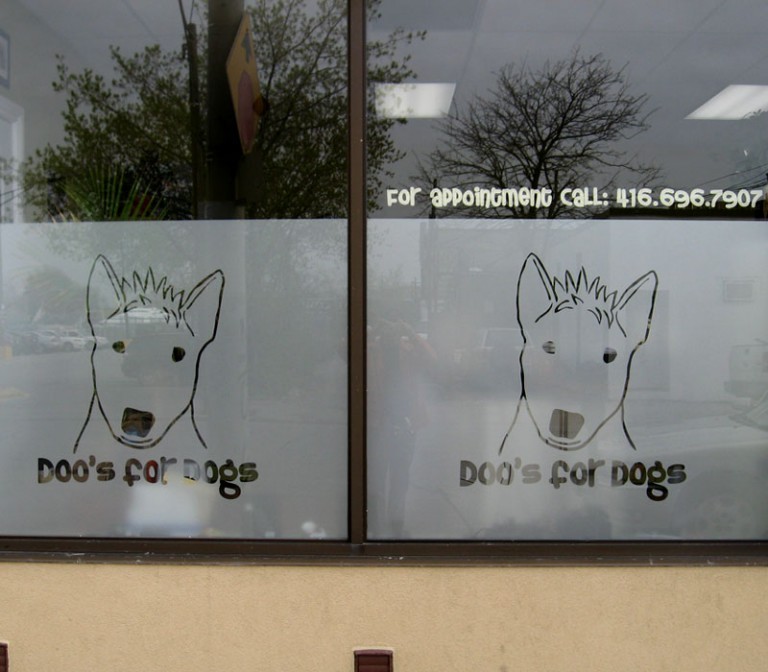 doos_for_dogs_window_graphics | KD Sign Systems Inc.